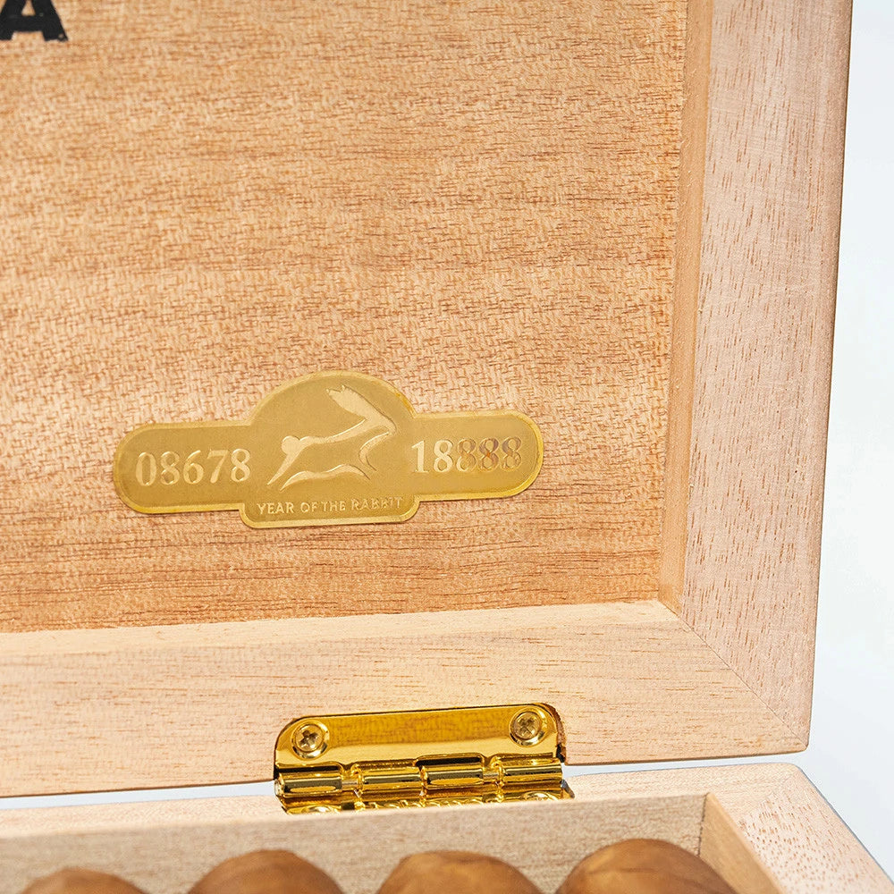 COHIBA SIGLO DE ORO YEAR OF THE RABBIT 2023 LE 高希霸黄金岁月兔年限量版 2023 18 支/盒 [澳门自提]
